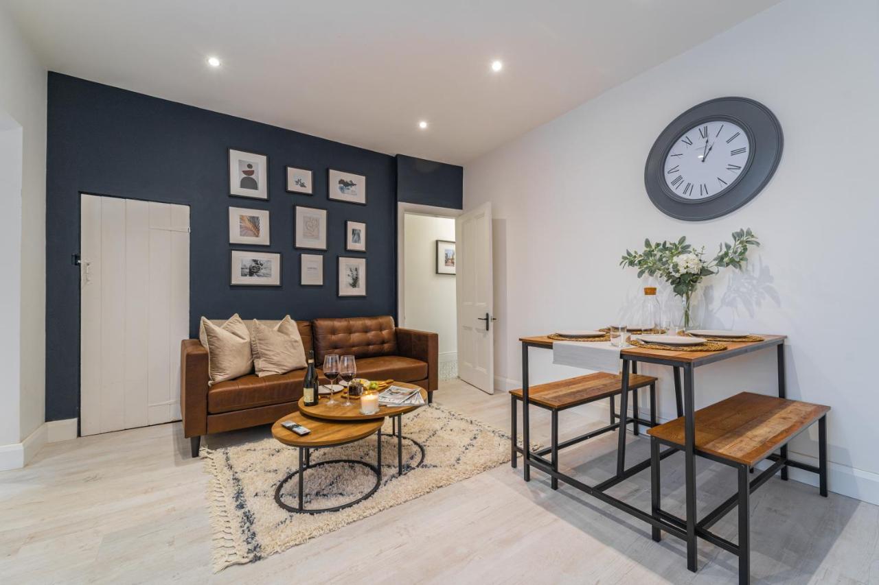 South View - 3 Bed Modern Chester House - Close To City Centre Exterior foto