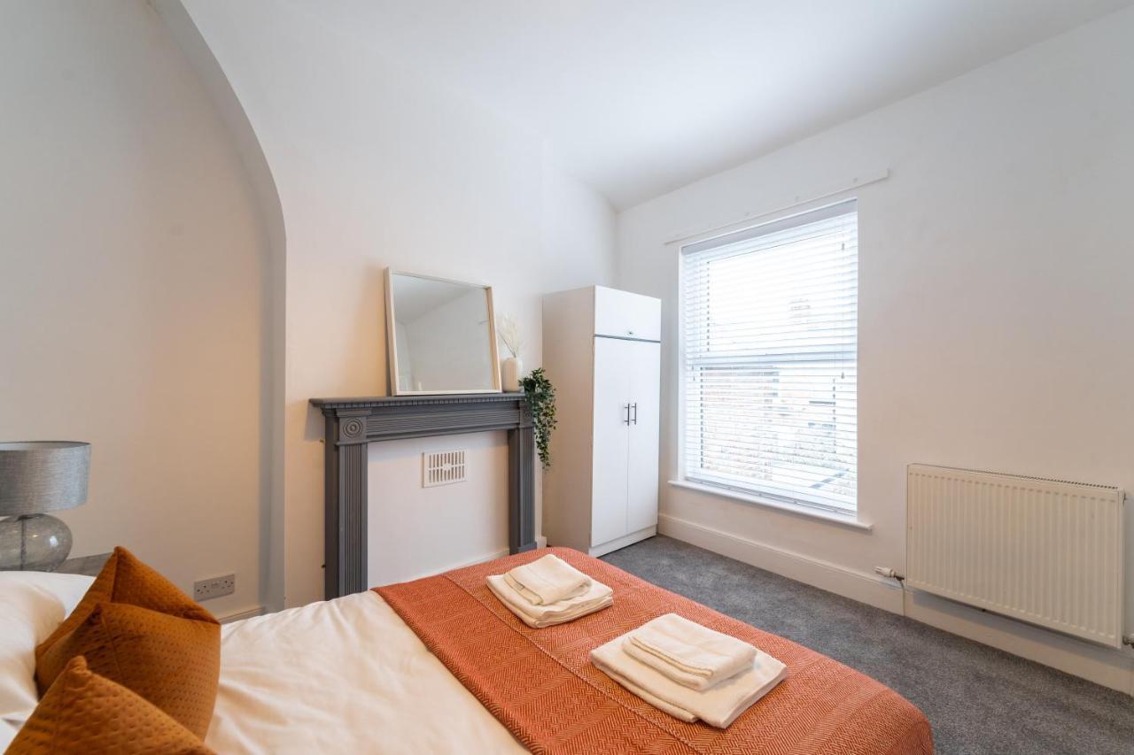 South View - 3 Bed Modern Chester House - Close To City Centre Exterior foto